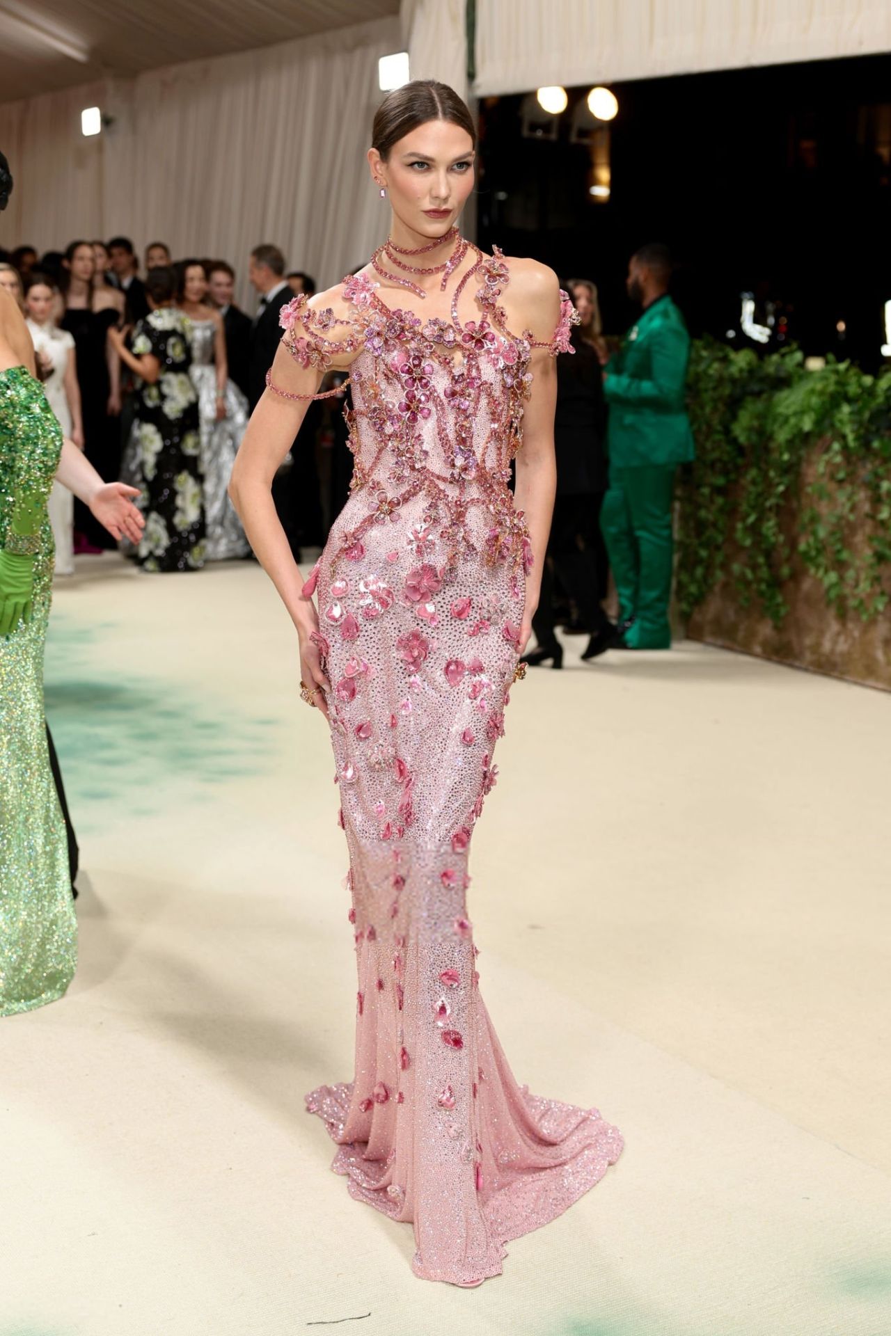 KARLIE KLOSS IN PINK BEJEWELED GOWN AT THE 2024 MET GALA IN NEW YORK07